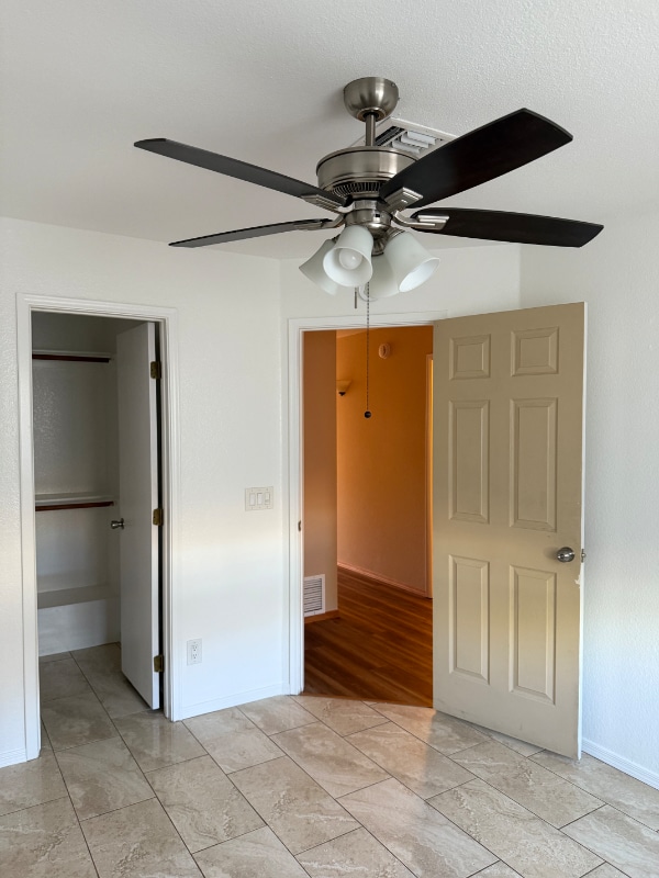 Building Photo - 7940 E Constant Pl