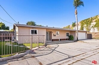 Building Photo - 4282 Sawtelle Blvd