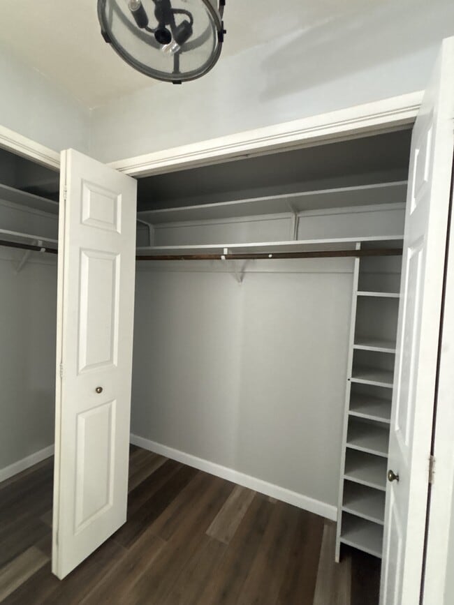 Building Photo - 1816 Fallon Ln