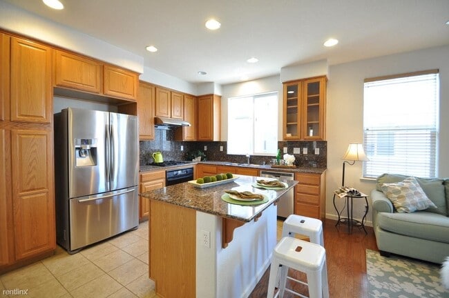 Building Photo - 1612 Salamoni Ct