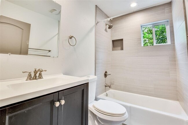 Building Photo - 7305 Grand Canyon Dr