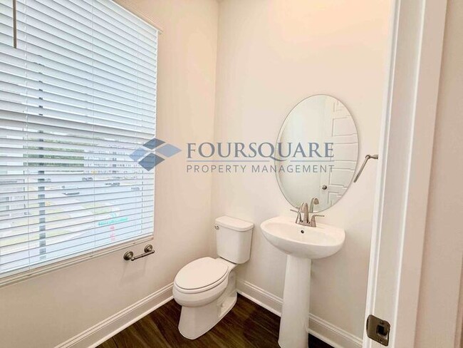 Building Photo - Bright End-Unit 3-Bed / 2.5-Bath Townhome with Flex Space, Gourmet Kitchen & 2-Car Garage – Walka...
