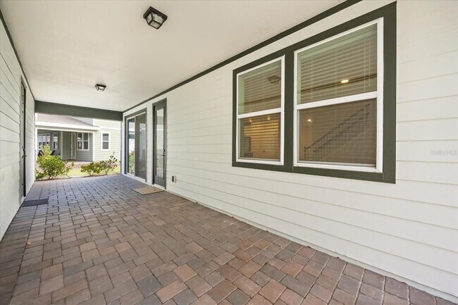 Building Photo - 3032 Prospect Trl