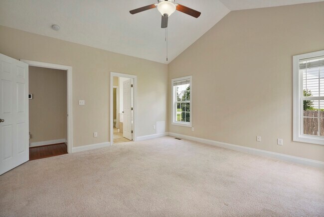 Building Photo - 2813 Franciscan Dr