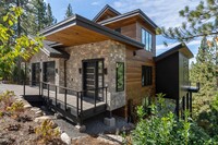 Building Photo - Luxury Mountain Retreat
