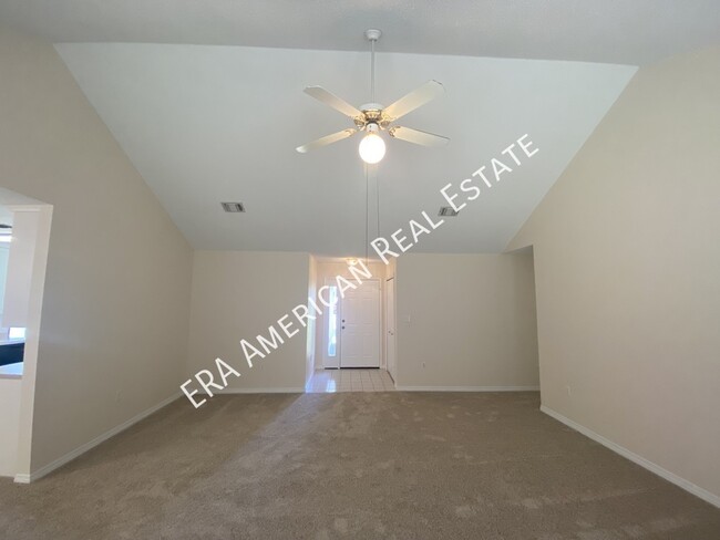 Building Photo - 7468 Woodmont Rd