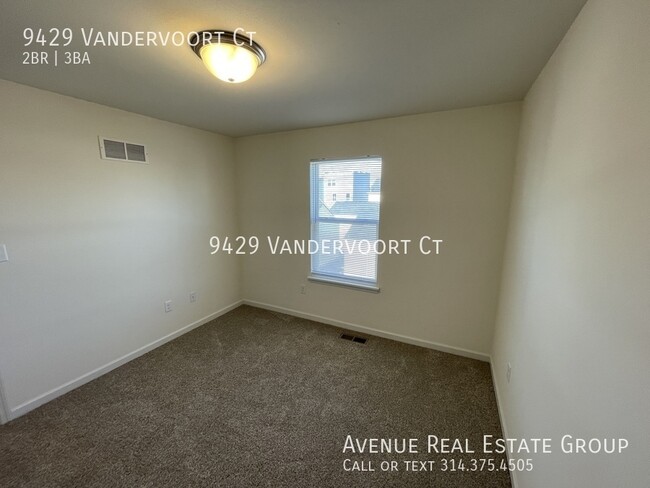 Building Photo - 9429 Vandervoort Ct