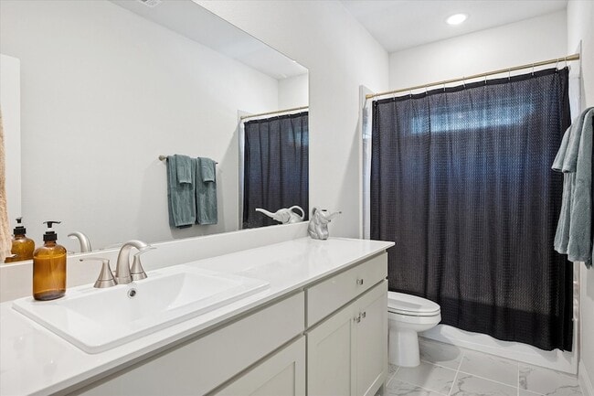 Building Photo - 7207 Daytona Mews