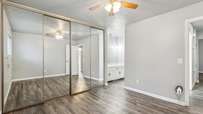 Building Photo - Charming Updated Gem Near Quail Springs!