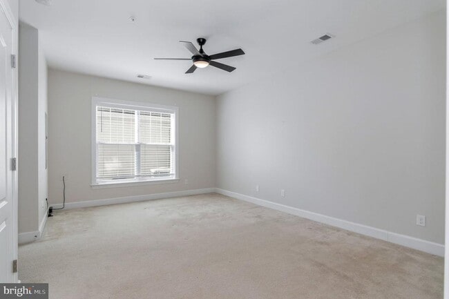 Building Photo - 612 Marina Landing Ln