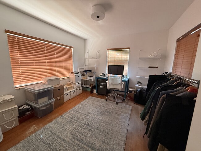 Building Photo - 2841 SW 33rd Ave