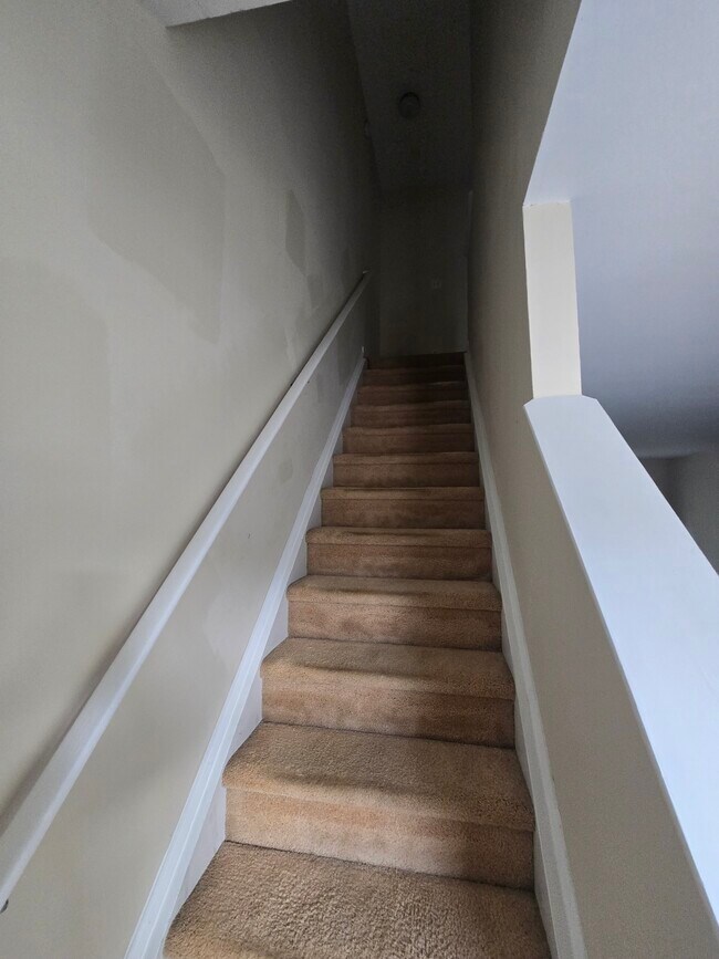 Building Photo - 905 Savin Landing