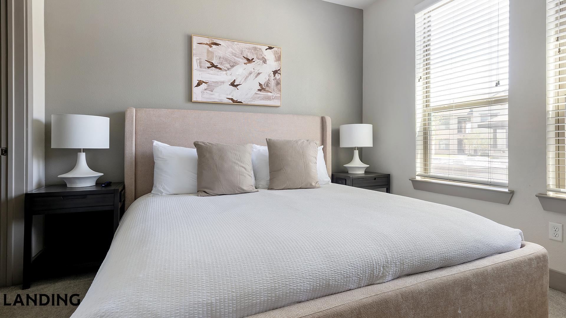 Building Photo - 12500 Shadowglen Trce