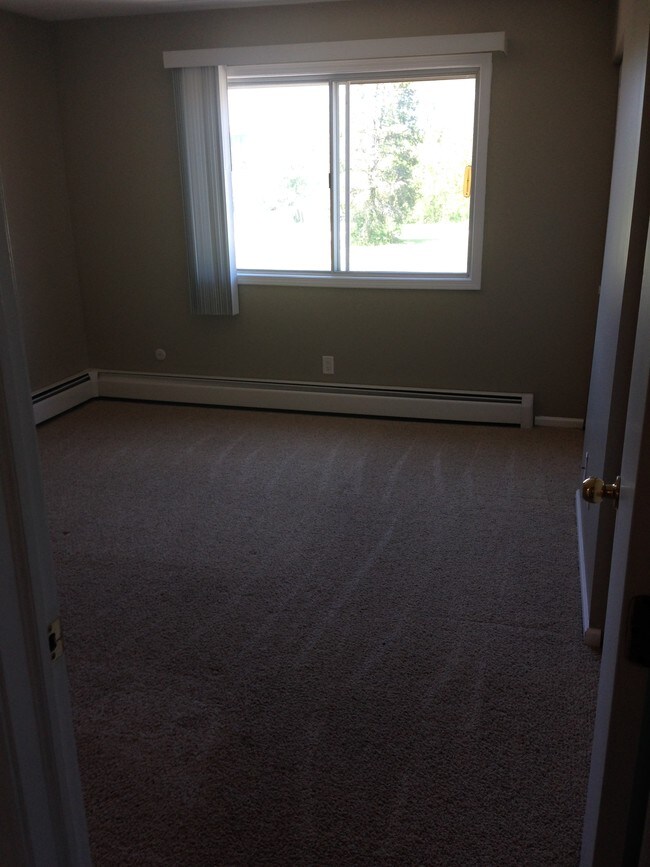 Building Photo - 8158 Durbin Terrace