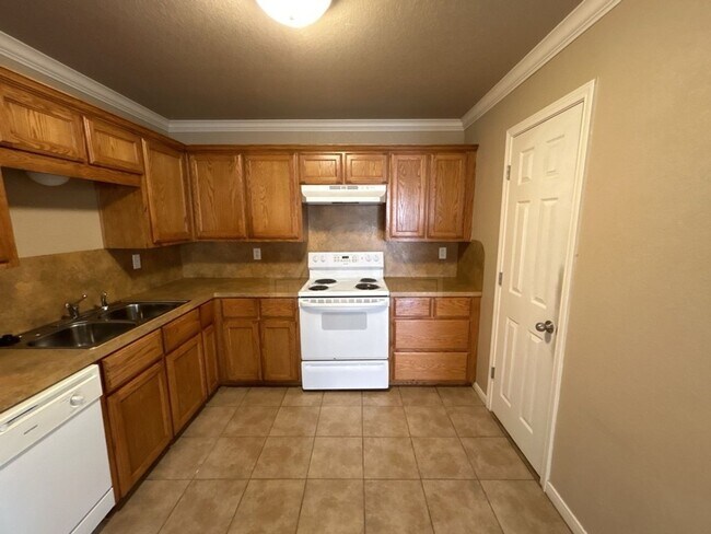 Building Photo - 1305 Powder River Dr
