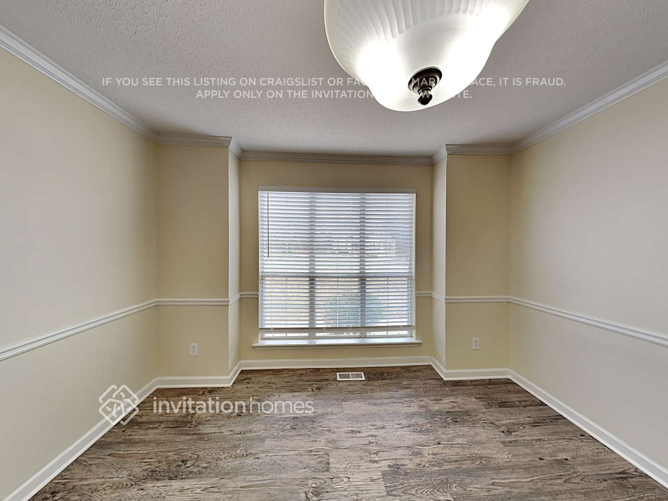 Building Photo - 3295 Franklin Forest Dr