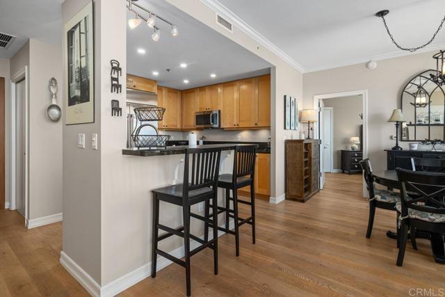 Building Photo - 700 W Harbor Dr