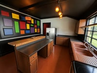 Building Photo - Character-Filled 2 Bedroom Home with Artistic Style