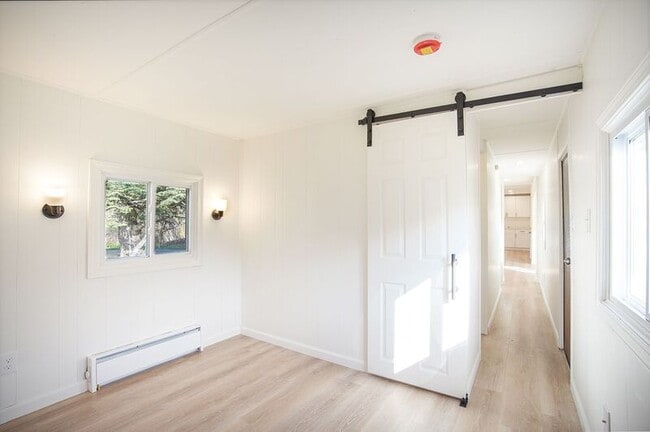 Building Photo - 2401 Westfield St