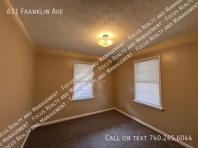 Building Photo - 631 Franklin Ave