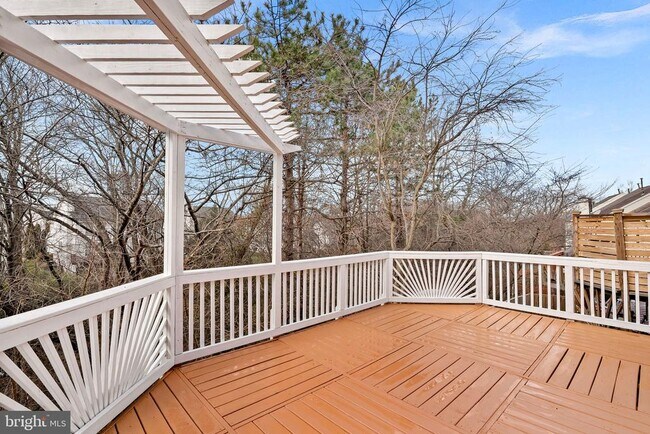 Building Photo - 20905 Sandstone Square