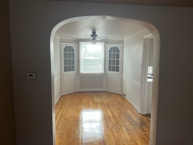 Building Photo - $1,250 harrisburg 3 bedroom house for rent