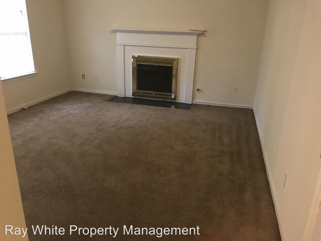 Building Photo - 2480 Meadow Springs Dr
