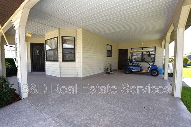 Building Photo - 2210 Harbor Town Ln