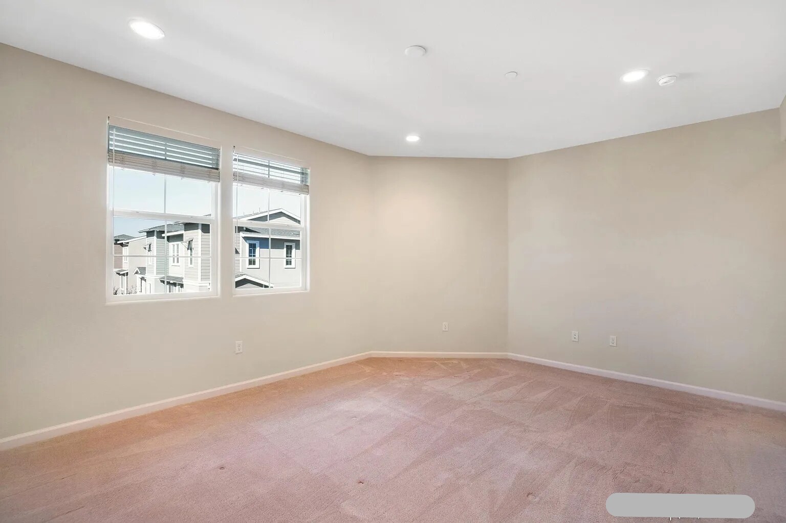 Building Photo - 801 Jetty Dr
