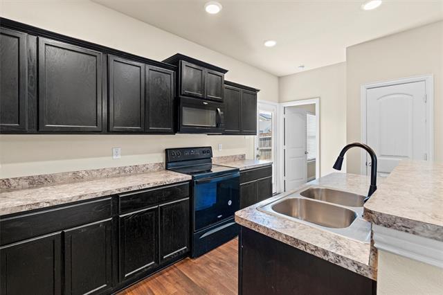Building Photo - 1412 Glen Garden Dr