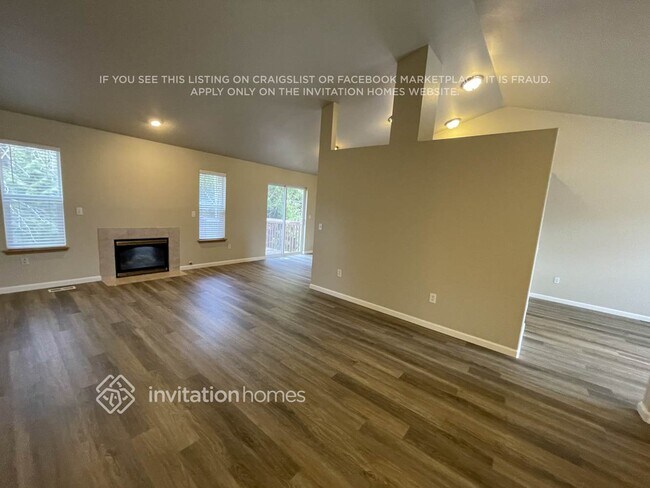 Building Photo - 1315 187th St Ct E