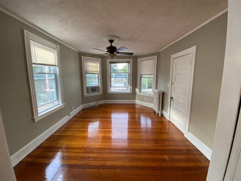 Living Room - 248 Brown St