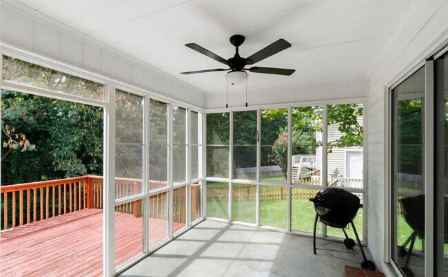 Building Photo - 5807 Cherrystone Dr