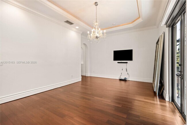 Building Photo - 5838 SW 50th St