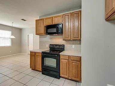 Building Photo - Great Location in Desoto!!