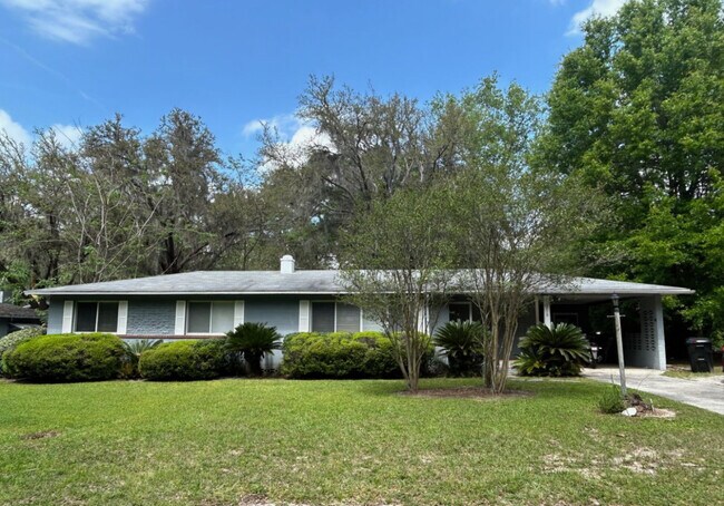 Primary Photo - 3716 SW 2nd Pl
