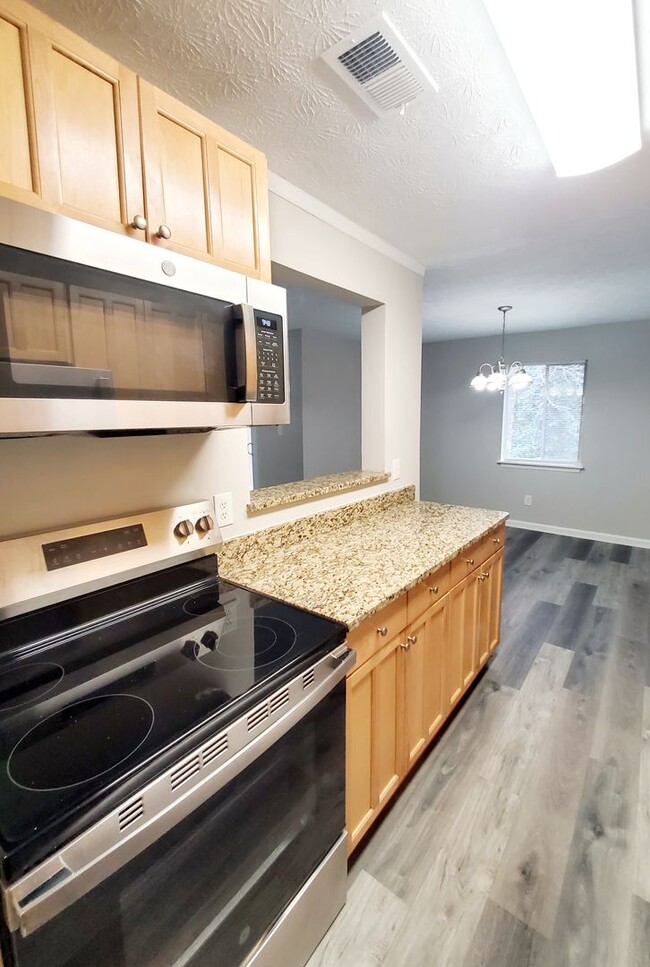 Building Photo - Open House Thursday 04/23/2026 from 6:30 PM to 7:00 PM