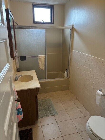 Building Photo - 26 Jefferson St