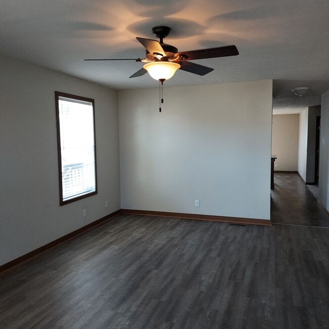Building Photo - 6225 Imperial Dr