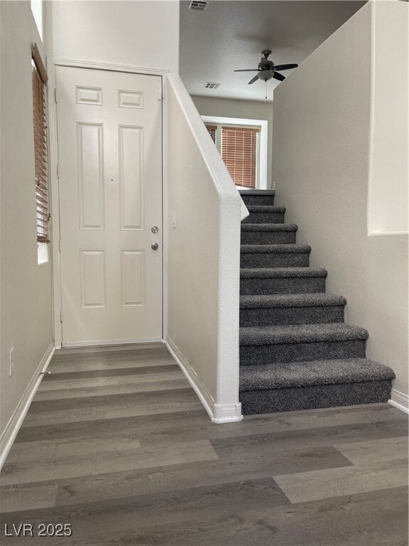 Building Photo - 10571 Mann St