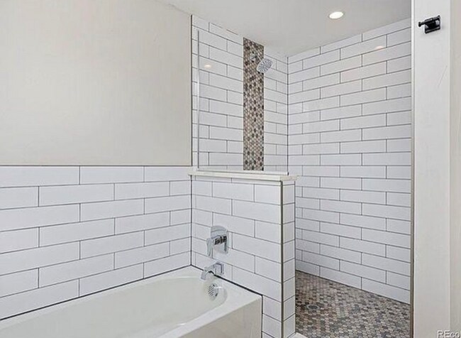 Building Photo - 1850 W 46th Ave