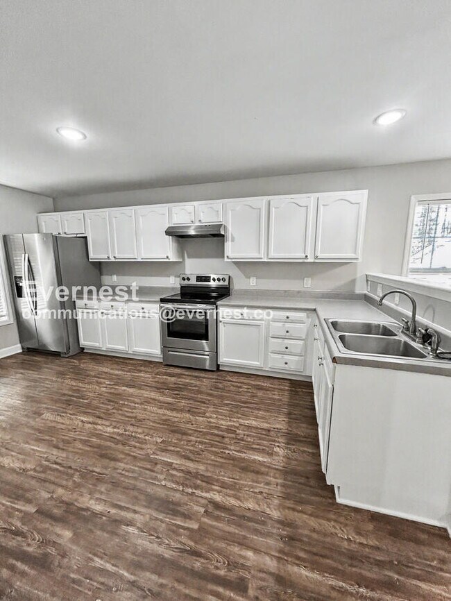 Building Photo - 2320 Spaugh Ct