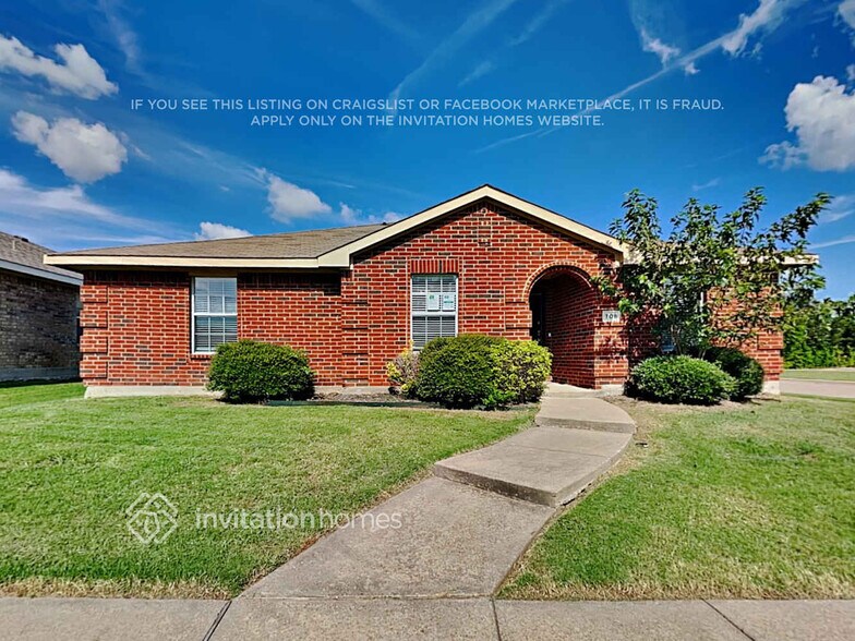 Primary Photo - 706 Mission Ln