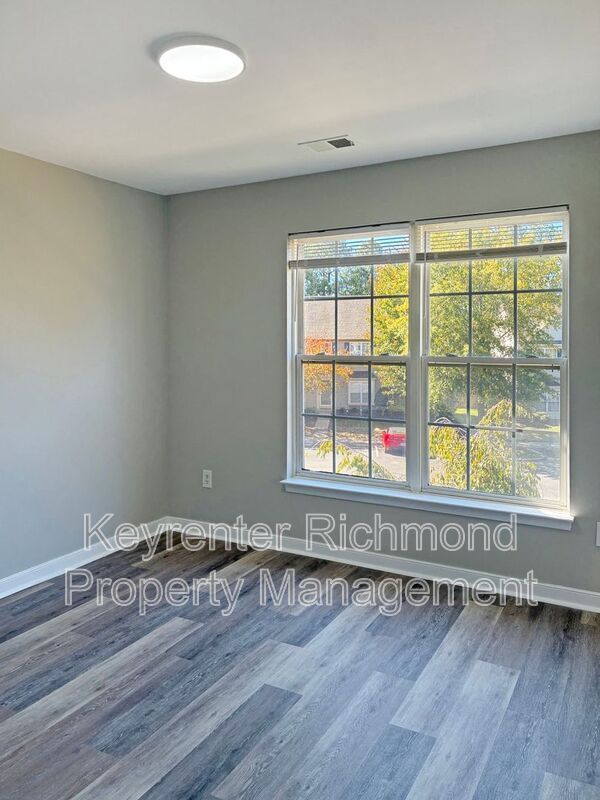Building Photo - 9207 Stone Meadow Dr