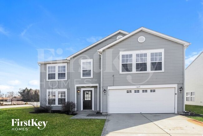 Primary Photo - 1605 Howell Dr
