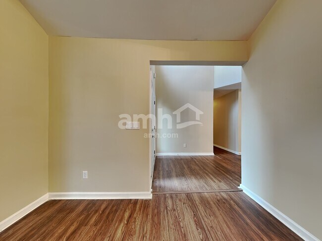 Building Photo - 2236 Blakers Blvd