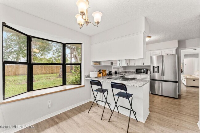 Building Photo - 9783 Viceroy Dr E