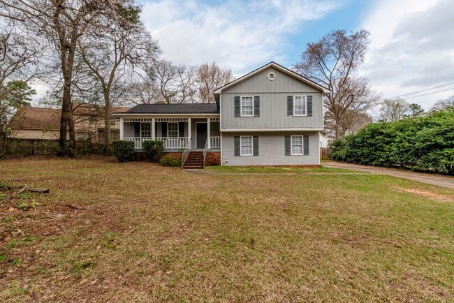 Building Photo - 3 Bed/2.5 Bath House for Rent in Martinez w/ Garage & Fenced Back Yard