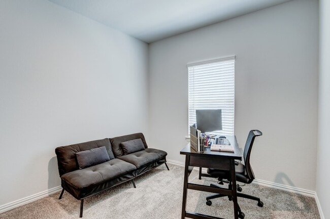 Building Photo - 7551 Millingston Rd