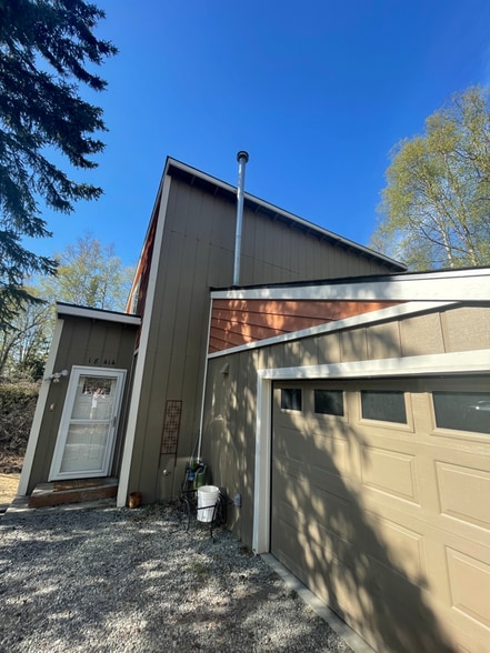 Building Photo - 18414 Amonson Rd